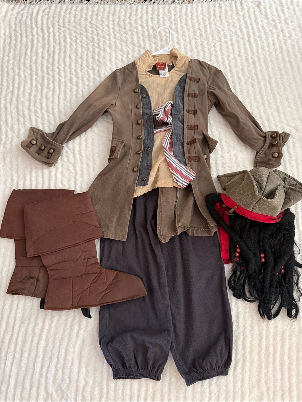 Y2K Vintage DisneyStore Captain Jack Sparrow Costume